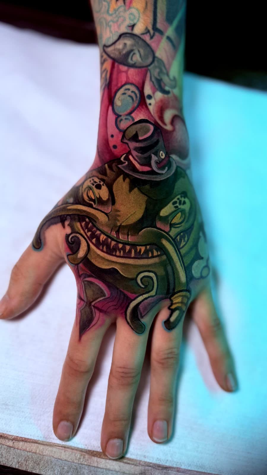 Tatuaje New School, Neotradicional, Freehand por Criker en Utopía Tattoo Barcelona
