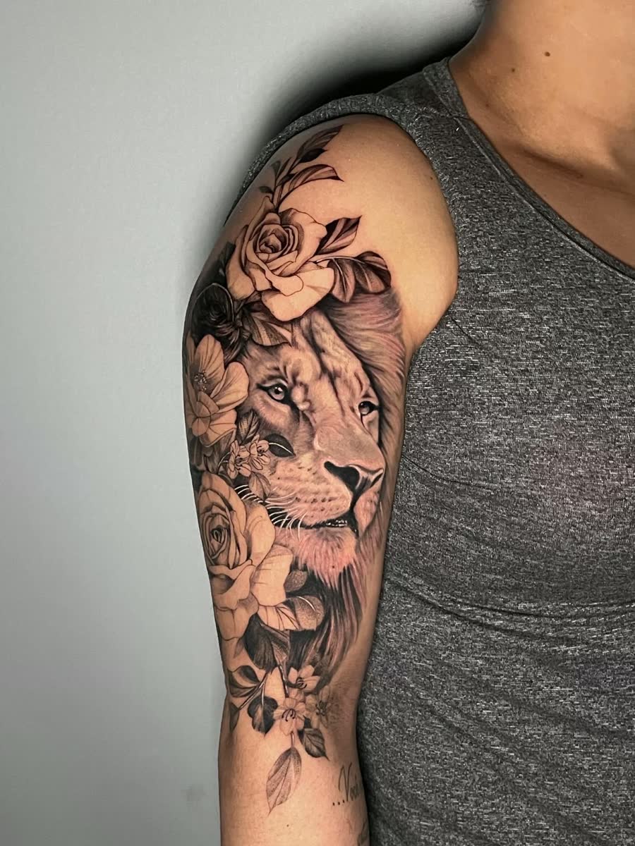Tatuaje Ornamental, Covers, Fine line por FPerez en Utopía Tattoo Barcelona