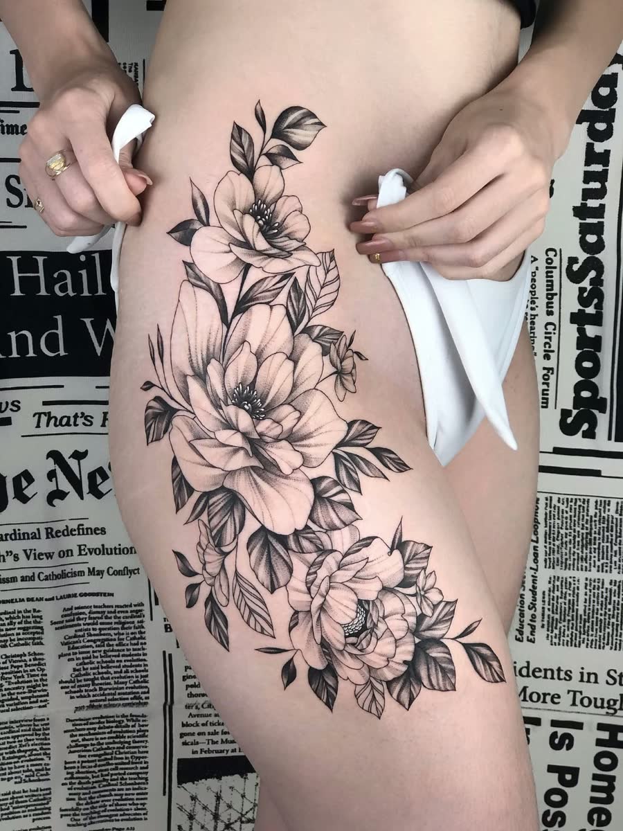 Tatuaje Ornamental, Covers, Fine line por FPerez en Utopía Tattoo Barcelona