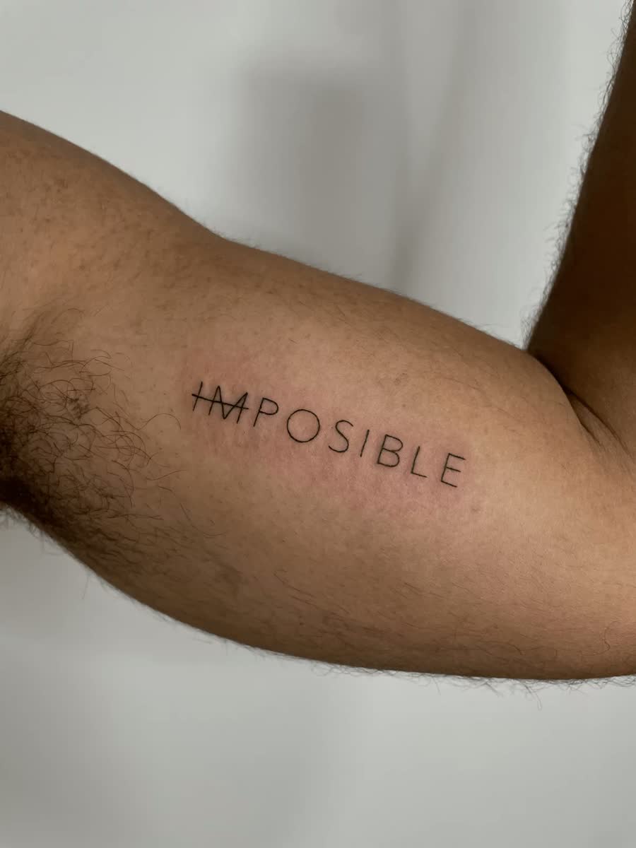 Tatuaje Tattoo & Piercing, Fine line, Lettering por Laura Andrea en Utopía Tattoo Barcelona