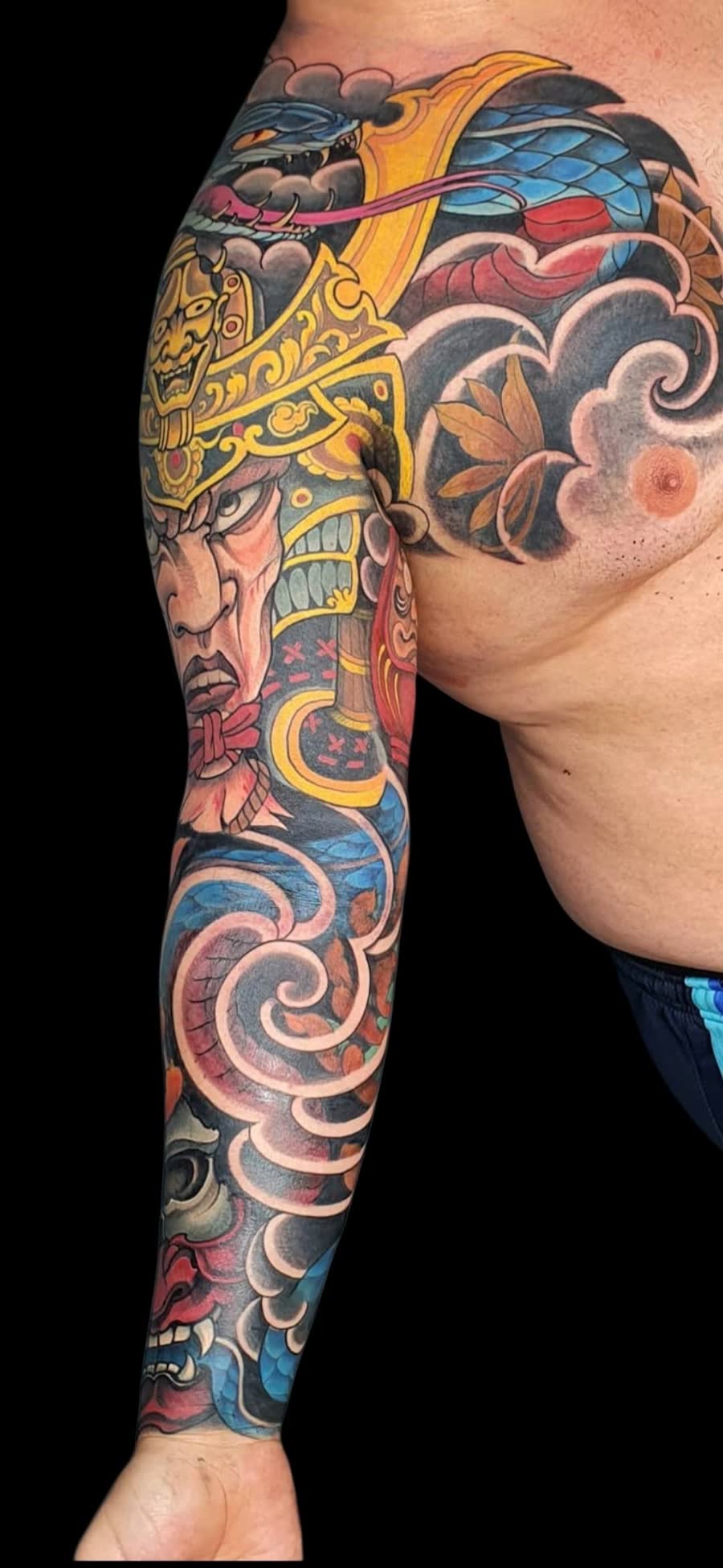 Tatuaje Ornamental, Freehand por Pablo en Utopía Tattoo Barcelona